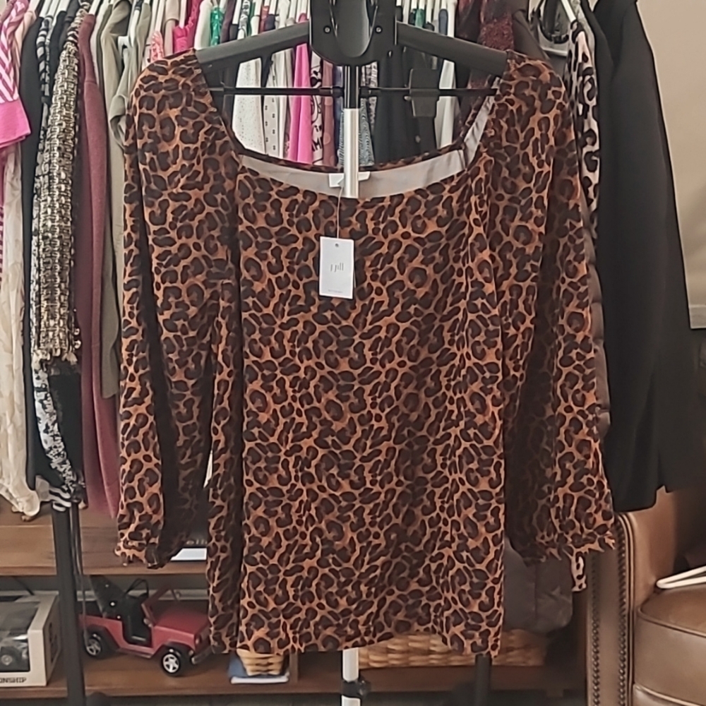 J.Jill Satin Square Neck Leopard Top Sz L